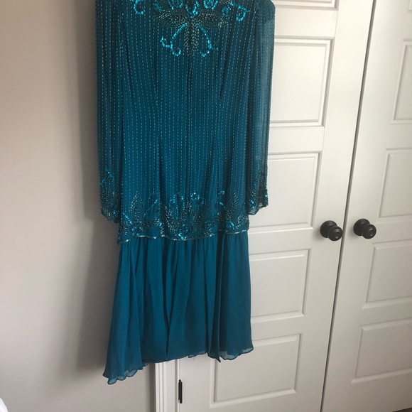 Beautiful sequin and beaded turquoise dress - Picture 3 of 3